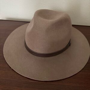 Urban Outfitters Felt Hat - taupe color